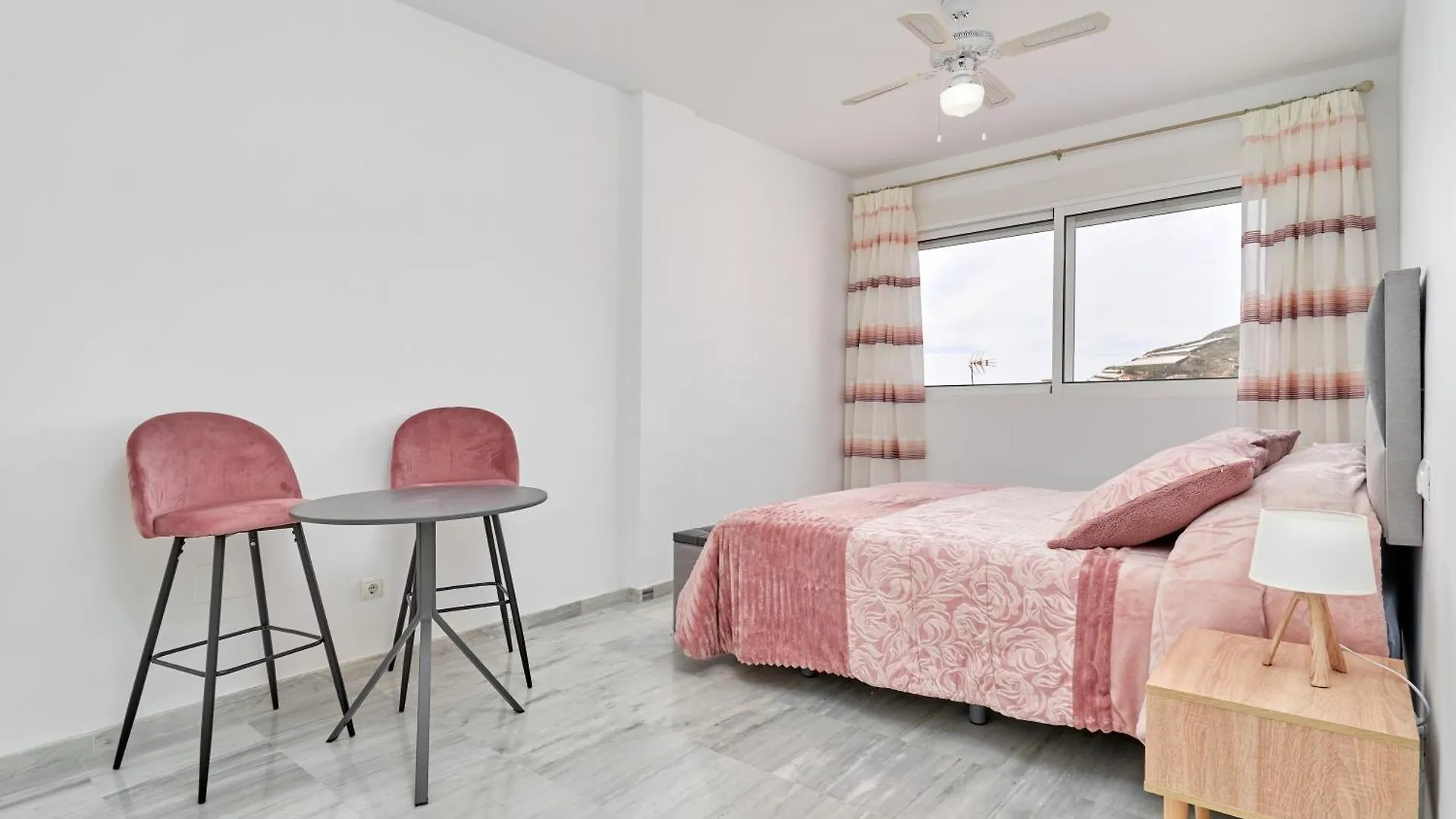 Espectacular Duplex Costa Tropical Apartment Polopos 0*,